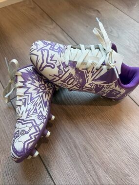 Puma White and Purple Graphic Soccer Cleats